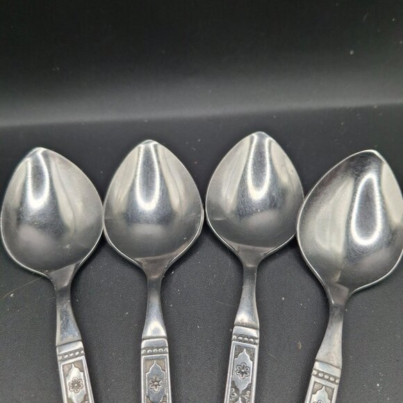Oneida Lisbon Distinction Stainless Steel Table/Place/Soup Spoons Set Of 4 - Picture 4 of 6